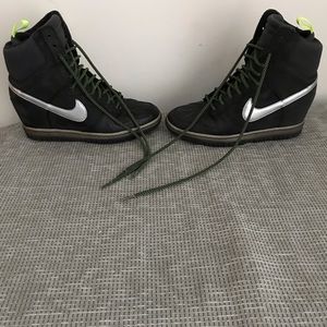 Nike wedged sneakers size 8.5